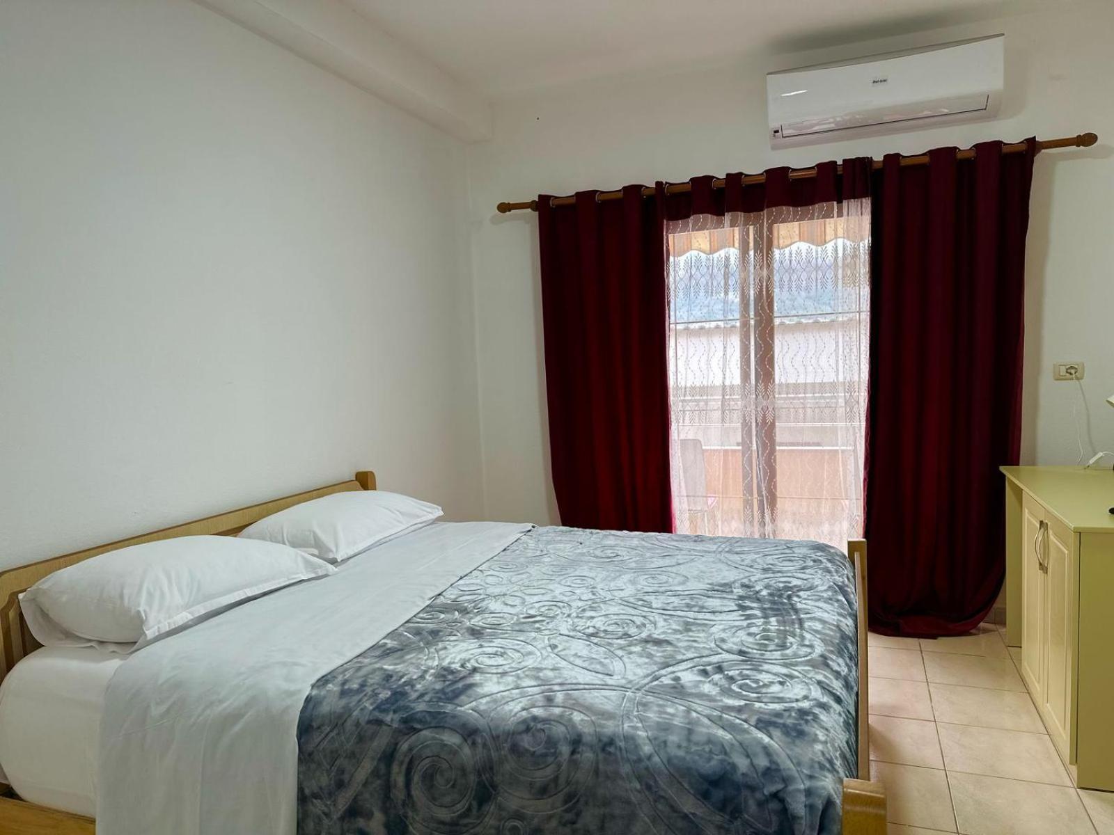 Maria Guest House Пермет Екстер'єр фото